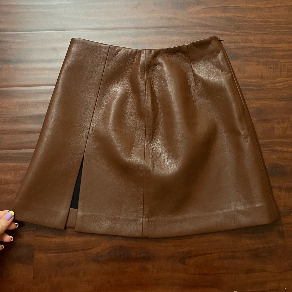 Mini leather skirt brown